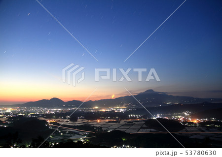 米子市内からの伯耆大山 米子市内からの伯耆大山 53780630