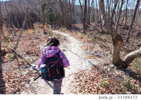 子どもと山歩き 子どもと山歩き 53789372