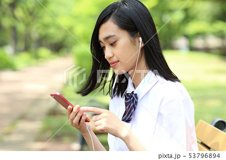 女子高生とスマホ 女子高生とスマホ 53796894