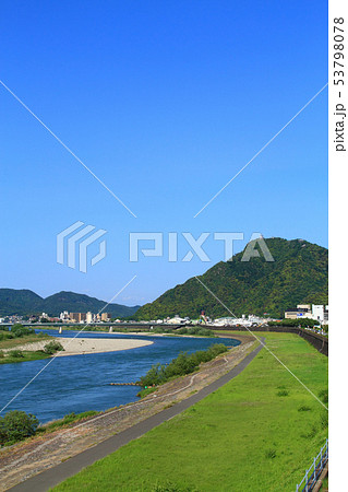 岐阜市 長良川と岐阜城 岐阜市 長良川と岐阜城 53798078