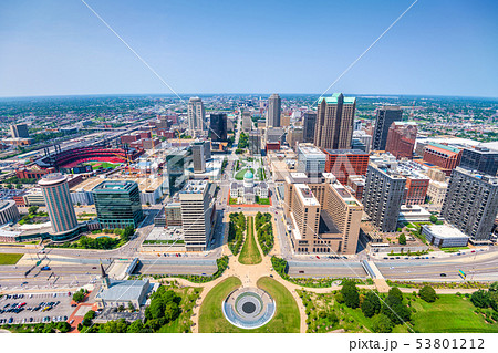 St. Louis, Missouri, USA downtown skyline 53801212