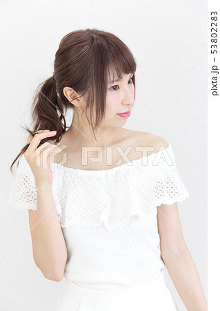 若い女性 ヘアスタイル 若い女性 ヘアスタイル 53802283