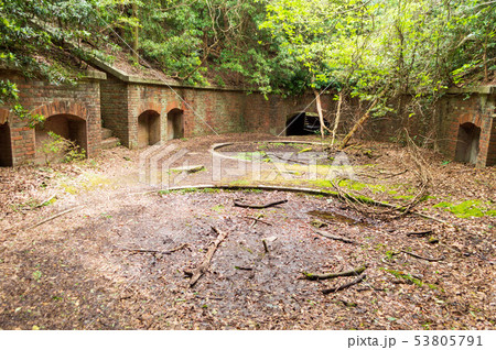 和歌山 友ヶ島 第三砲台跡の砲座 和歌山 友ヶ島 第三砲台跡の砲座 53805791