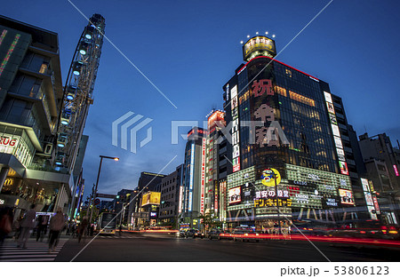 名古屋市中区 錦通大津交差点の夜景 （令和元年5月） 53806123