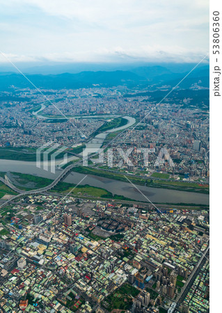 台湾 台北市街地航空写真 53806360