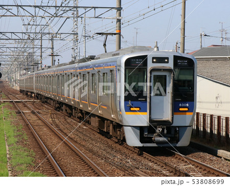 南海8300系　二色浜駅 53808699