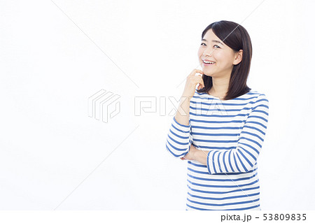 30代女性 53809835