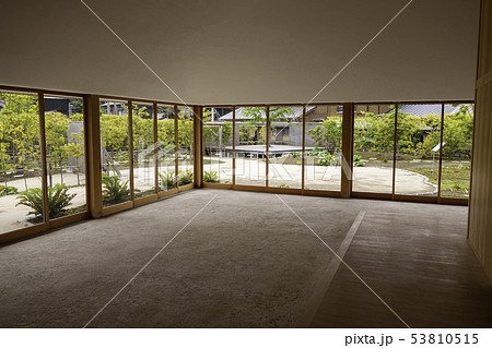 香川県直島町　直島　直島ホール　直島町民会館 53810515