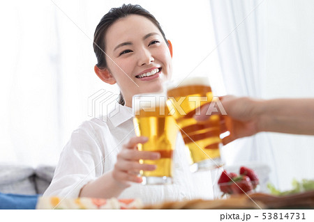 ビール 乾杯 ビール 乾杯 53814731
