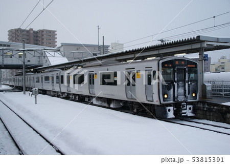 大雪の中の福北ゆたか線・817系 大雪の中の福北ゆたか線・817系 53815391