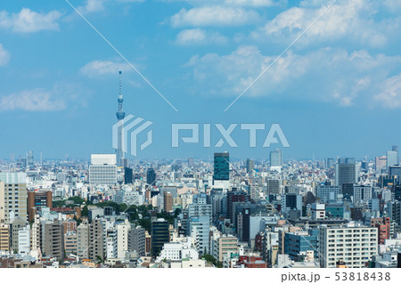 (東京都-都市風景)ラウンジから望む墨田方面の風景3 (東京都-都市風景)ラウンジから望む墨田方面の風景3 53818438