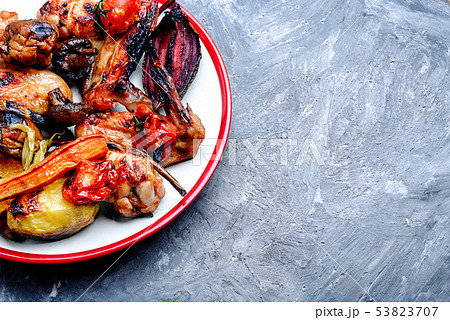 Roasted chicken wings 53823707