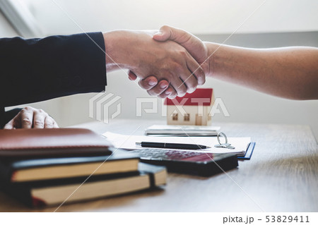 Finishing to successful deal of real estate, Finishing to successful deal of real estate, 53829411