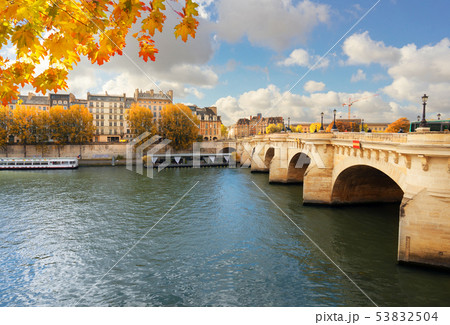 Pont Neuf, Paris, France Pont Neuf, Paris, France 53832504