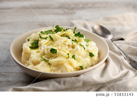 Mashed potatoes with butter Mashed potatoes with butter 53833143
