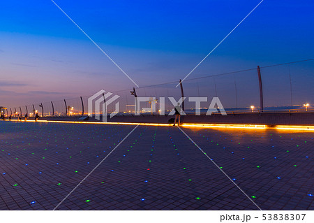 羽田空港第2ターミナル　展望デッキ　夜景 53838307