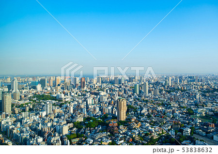快晴の東京 三田～東京湾 対岸の房総半島 2019.05　e 広角 53838632