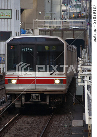 写真素材: 东京地下铁丸ノ内线02系