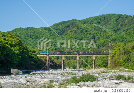 秩父 荒川 親鼻河原より下流秩父鉄道鉄橋わ望む 秩父 荒川 親鼻河原より下流秩父鉄道鉄橋わ望む 53839239