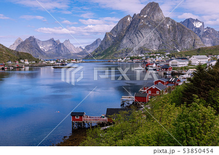 Reine fishing village on Lofoten islands, 53850454