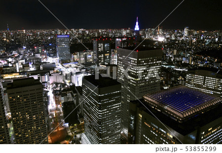日本の東京都市景観 東京の夜景(東京スカイツリーや東京タワー、六本木ヒルズなど) 日本の東京都市景観 東京の夜景(東京スカイツリーや東京タワー、六本木ヒルズなど) 53855299