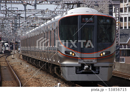 ［JR-O］大阪環状線323系電車（大阪市内環状運転） 53856715