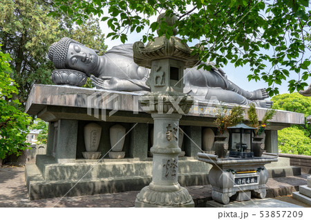 江東寺の涅槃像 53857209