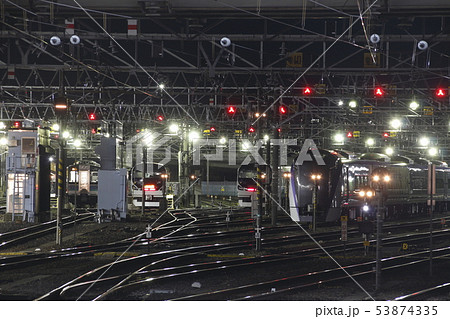 松本車両センターに留置中の特急あずさ車両 53874335