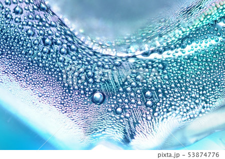 偏光板を使用して撮影した氷の気泡 53874776