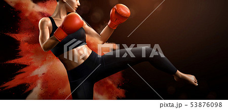 Female Boxer Kicks Highのイラスト素材