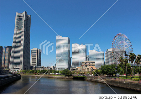 《横浜》 みなとみらい 都市風景 《横浜》 みなとみらい 都市風景 53885246