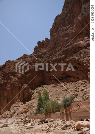 モロッコ　ロッククライミングの聖地　トドラ峡谷 53890004