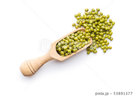 Green mung beans. 53891377
