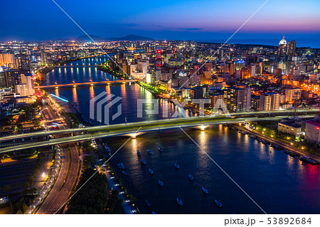 新潟県 新潟市都市風景 夜景の写真素材