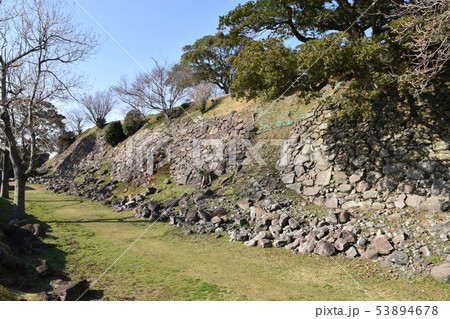 名護屋城跡 破城された本丸石垣 名護屋城跡 破城された本丸石垣 53894678