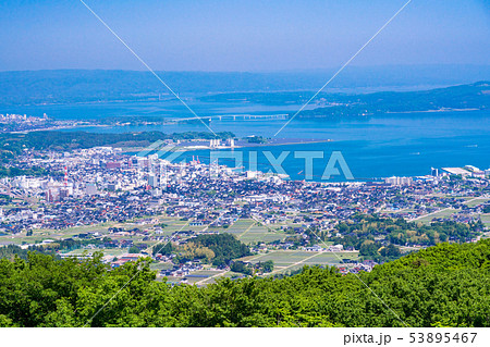 （石川県）七尾市の街並と能登島 53895467