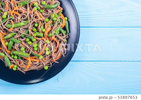 Soba noodles salad 53897653