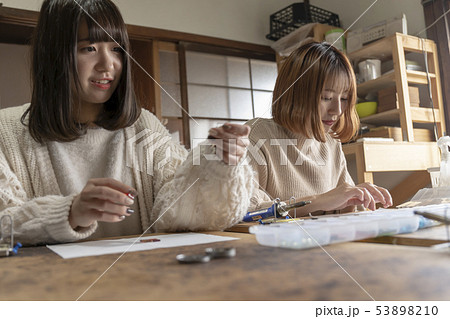 工作　ハンドメイド　手作り　イメージ 53898210