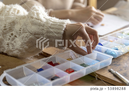 工作　ハンドメイド　手作り　イメージ 53898288