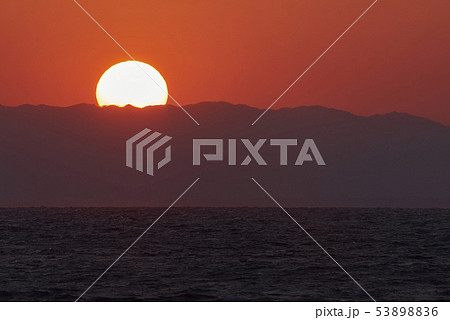 【野間埼灯台】　夕暮れの　愛知県　美浜町　知多半島 53898836