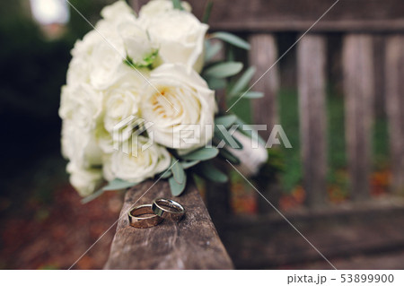 Beautiful wedding bouquet Beautiful wedding bouquet 53899900