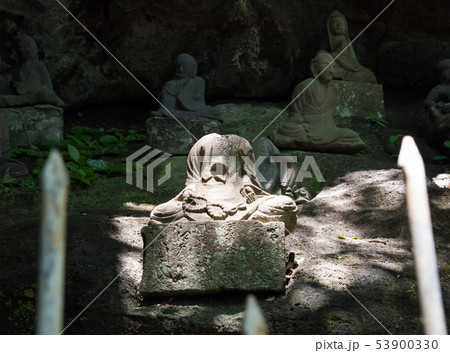 鋸山 日本寺 千五百羅漢石像群 （千葉県安房郡鋸南町） 2019年5月現在 53900330