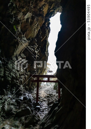 岩窟の白龍　鵜戸神社 53904495