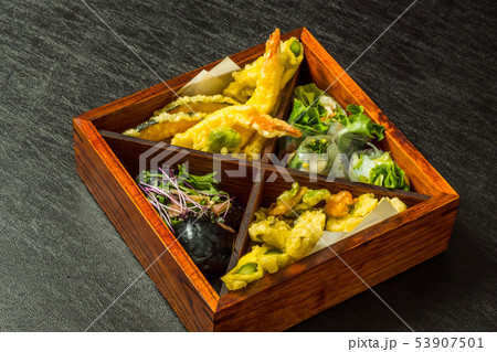 和風弁当 Japanese cuisine noodles and sushi 和風弁当 Japanese cuisine noodles and sushi 53907501