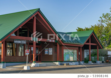 駅前風景　鵡川駅 53908146