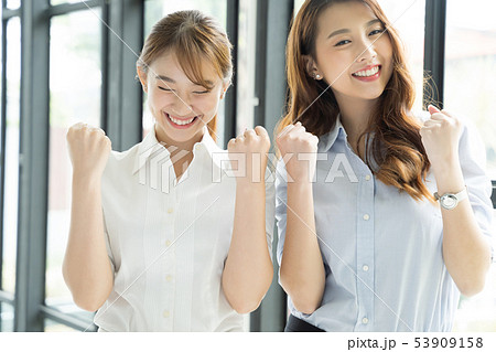 女性　ビジネス 53909158
