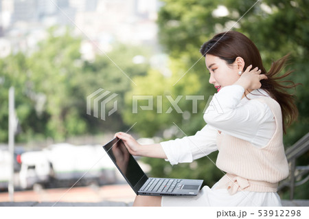 フル 女性 女 53912298