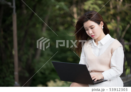 フル 女性 女 53912303