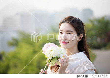 女性 女 女の子 53914656
