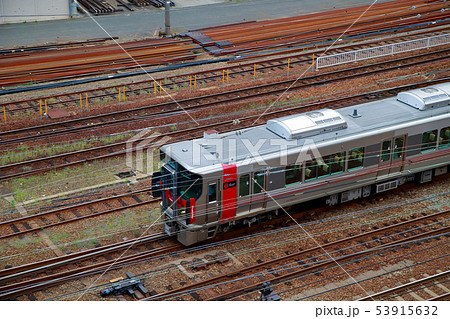 電車 53915632